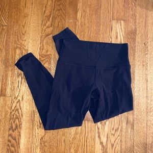 black lululemon align leggings